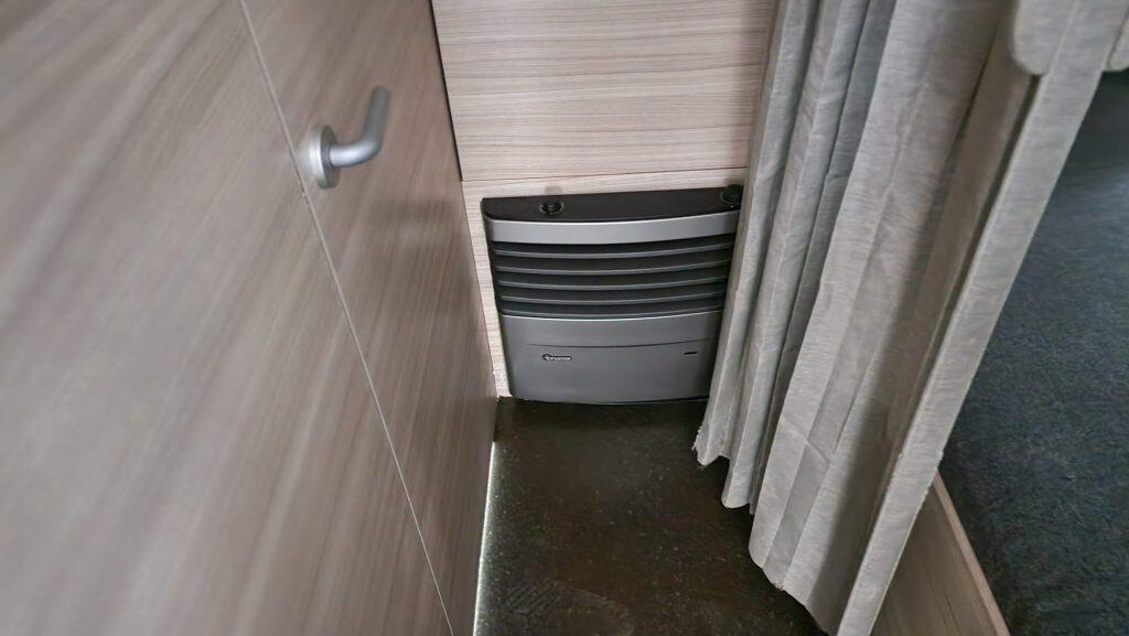 Adria Altea 552 PK calefacción