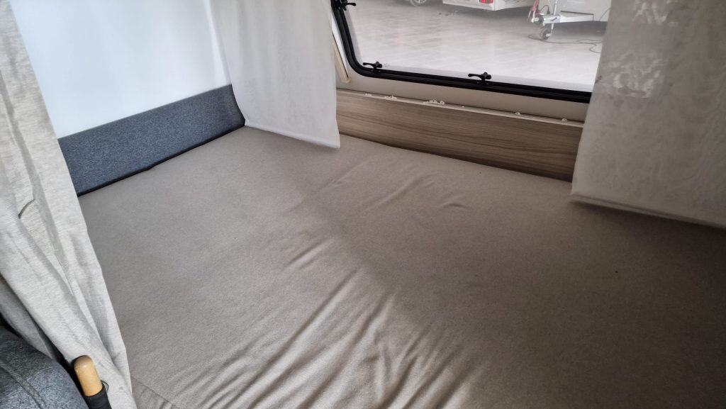 Adria Altea 552 PK cama